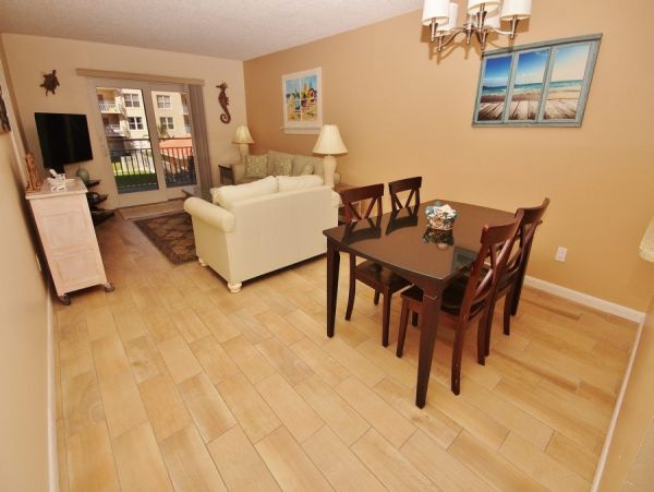 New Smyrna Beach Condo 978443