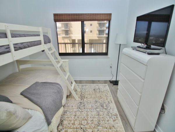 New Smyrna Beach Condo 978449