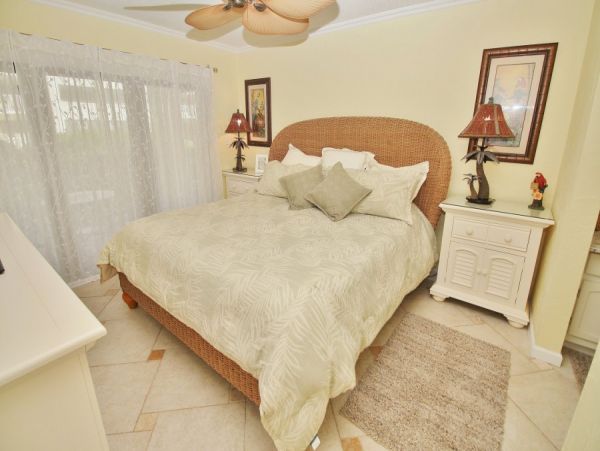 New Smyrna Beach Condo 978463