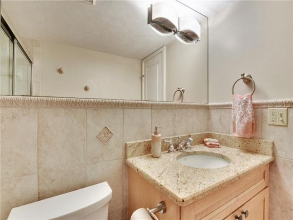 New Smyrna Beach Condo 978466