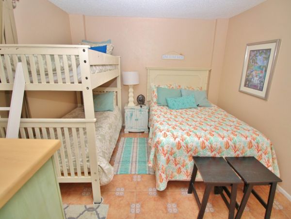 New Smyrna Beach Condo 978467