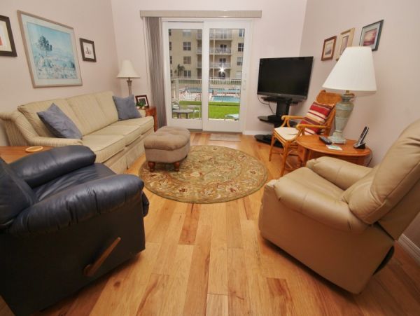 New Smyrna Beach Condo 978469
