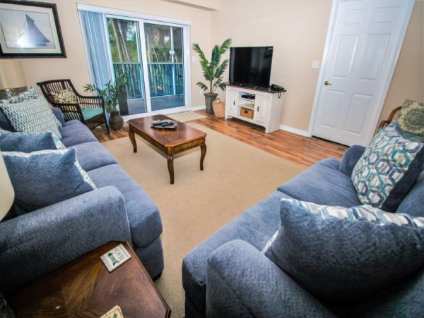 New Smyrna Beach Vacation Condo Three Bedrooms Walk To Beach