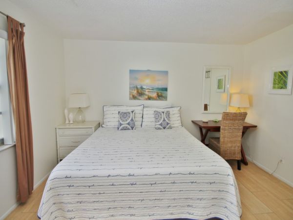 New Smyrna Beach Condo 978482