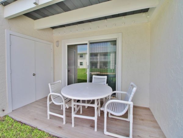 New Smyrna Beach Condo 978482