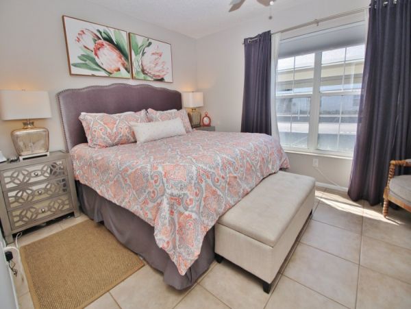 New Smyrna Beach Condo 978514