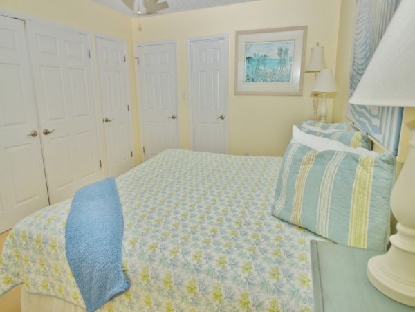 New Smyrna Beach Condo 978518