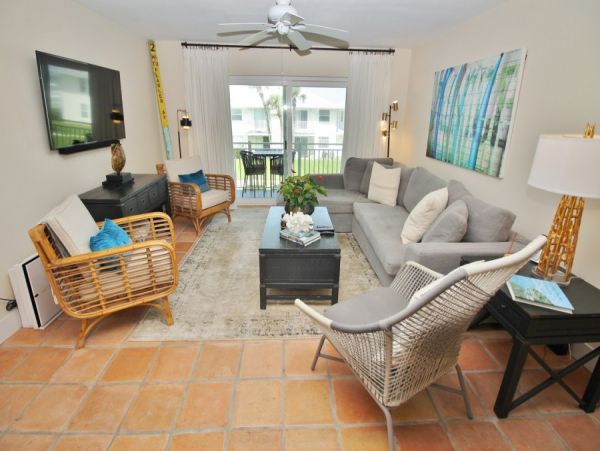 New Smyrna Beach Condo 978520