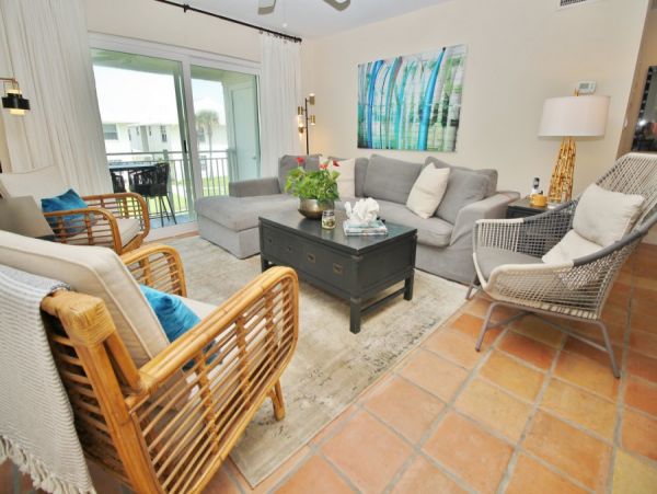 New Smyrna Beach Condo 978520