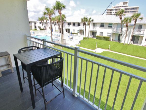 New Smyrna Beach Condo 978520