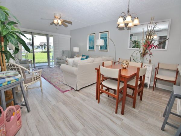 New Smyrna Beach Condo 978521