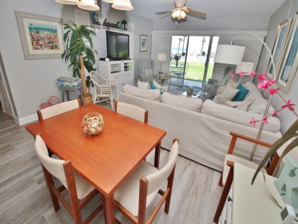 New Smyrna Beach Condo 978521