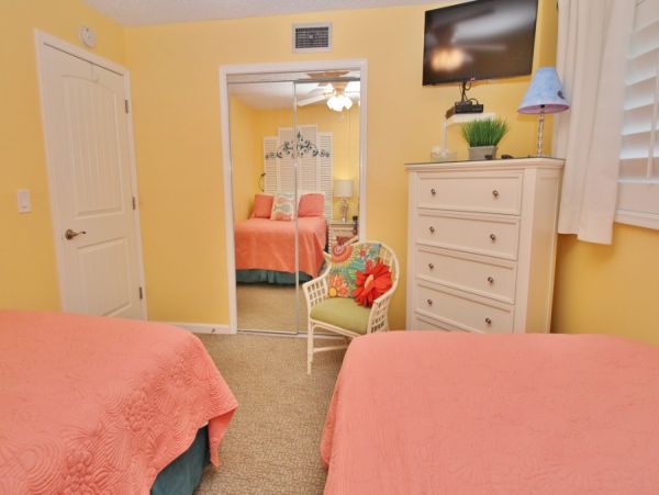 New Smyrna Beach Condo 978521