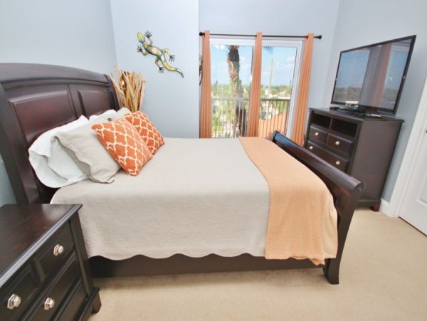 New Smyrna Beach Condo 978522