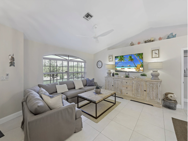 Marco Island Vacation Home Two Bedrooms with Caged Pool
