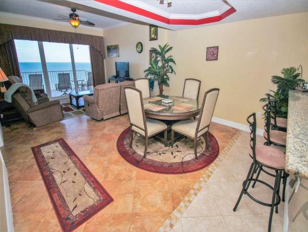 New Smyrna Beach Vacation Condo Located on Beach Sleeps Six