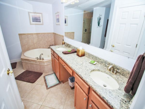 New Smyrna Beach Vacation Condo Located on Beach Sleeps Six