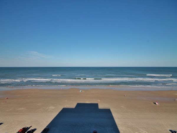 New Smyrna Beach Vacation Condo Located on Beach Sleeps Six