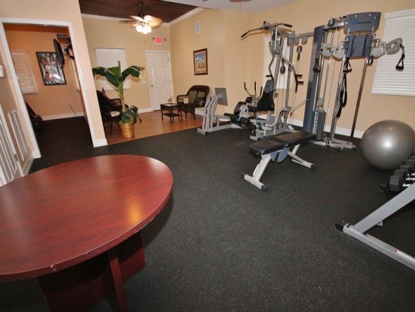 New Smyrna Beach Vacation Condo Located on Beach Sleeps Six
