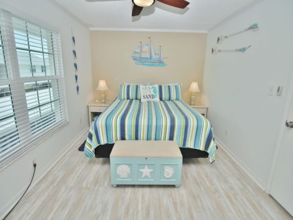 New Smyrna Beach Condo 978528