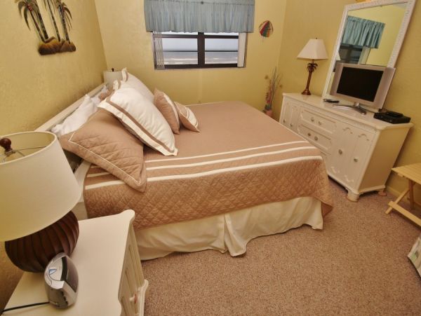 New Smyrna Beach Condo 978529