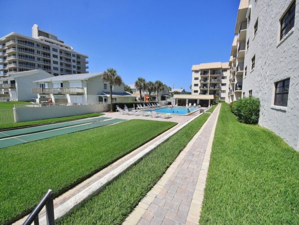 New Smyrna Beach Condo 978529
