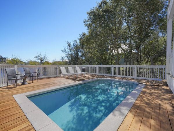 Destin Vacation Home With Private Pool & Short Walk To Beach