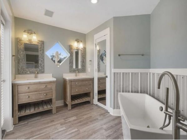 Destin Vacation Home With Private Pool & Short Walk To Beach