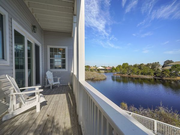 Destin Vacation Home With Private Pool & Short Walk To Beach