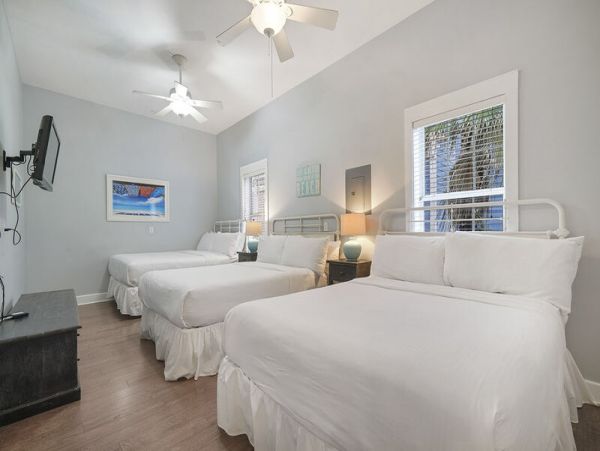 Destin Vacation Home With Private Pool & Short Walk To Beach