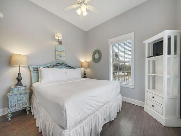 Destin Vacation Home With Private Pool & Short Walk To Beach