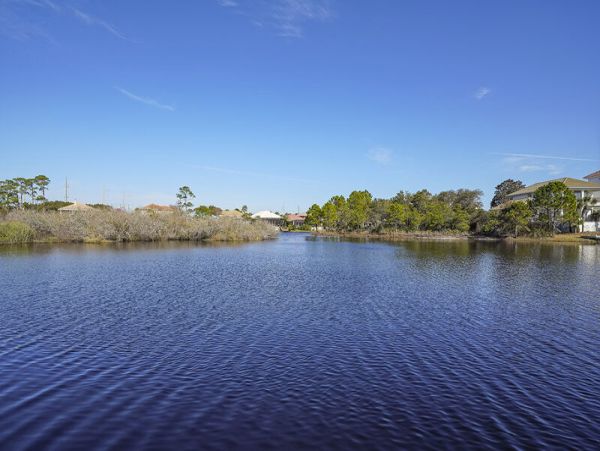 Destin Vacation Home With Private Pool & Short Walk To Beach