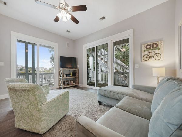 Destin Vacation Home With Private Pool & Short Walk To Beach