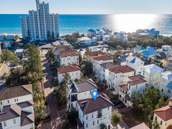 Four Bedrooms Luxury Vacation Home in Seagrove Beach