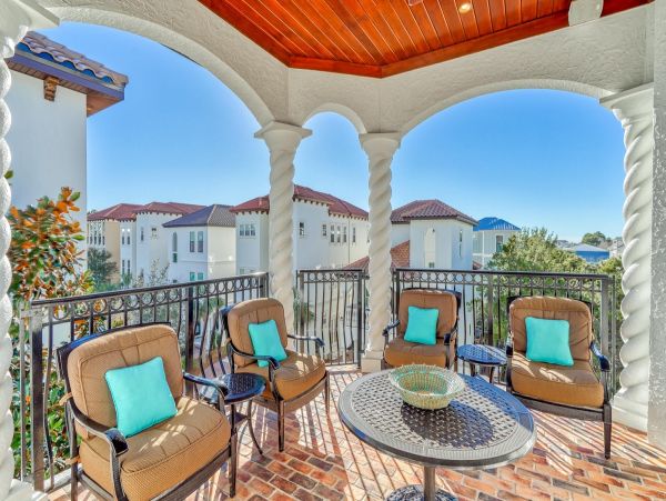 Four Bedrooms Luxury Vacation Home in Seagrove Beach
