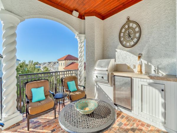 Four Bedrooms Luxury Vacation Home in Seagrove Beach