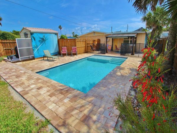 New Smyrna Beach Condo 978535