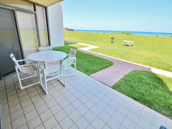 New Smyrna Beach Condo 978543