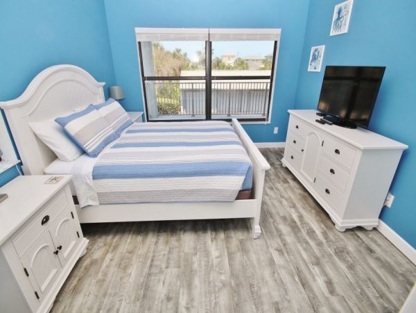 New Smyrna Beach Condo 978552
