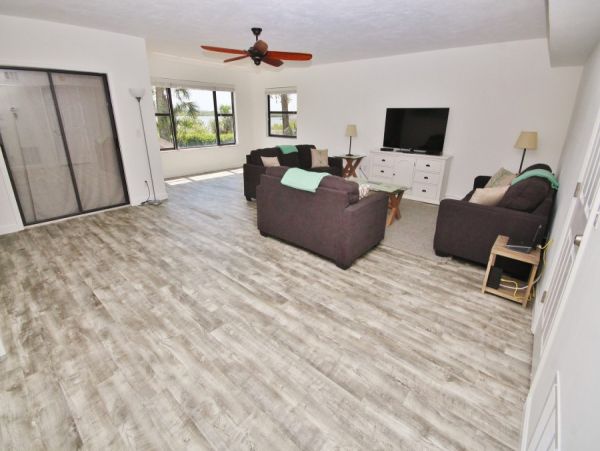 New Smyrna Beach Condo 978552