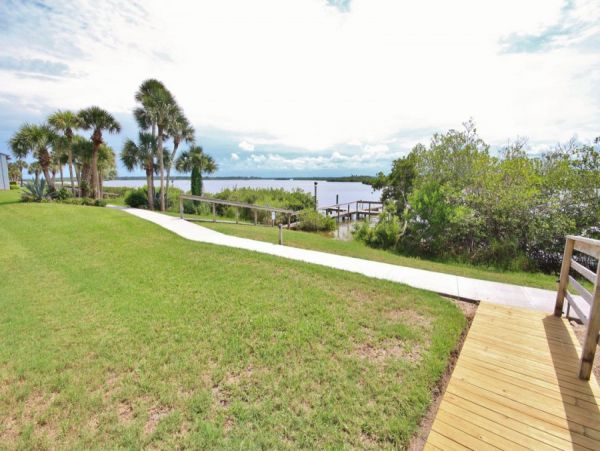 New Smyrna Beach Condo 978552