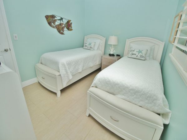 New Smyrna Beach Condo 978553