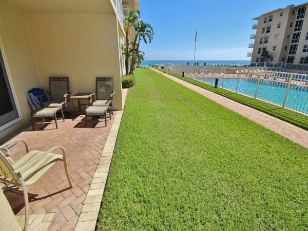 New Smyrna Beach Condo 978556