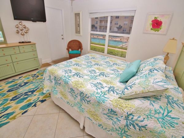 New Smyrna Beach Condo 978556