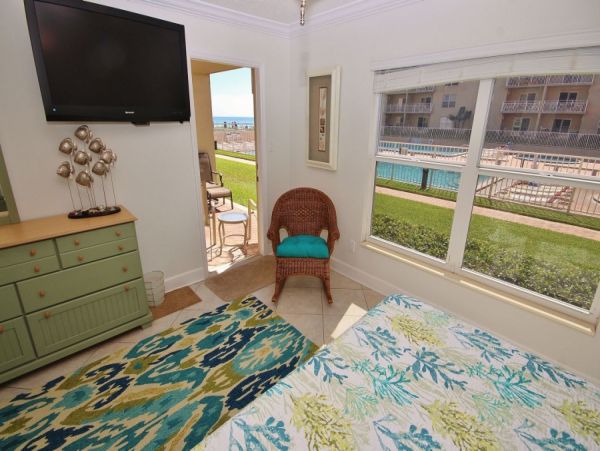 New Smyrna Beach Condo 978556