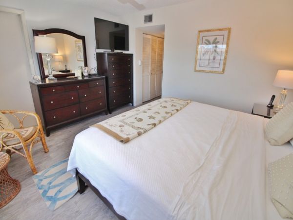 New Smyrna Beach Condo 978570