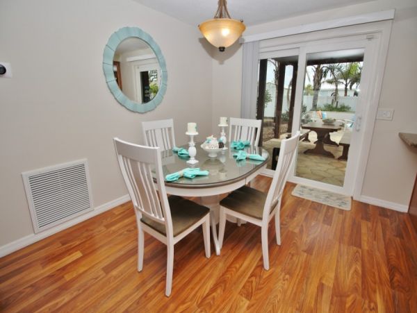 New Smyrna Beach Home 978572