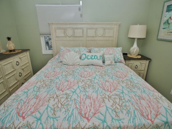 New Smyrna Beach Home 978572