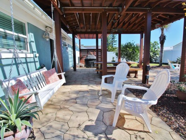 New Smyrna Beach Home 978572
