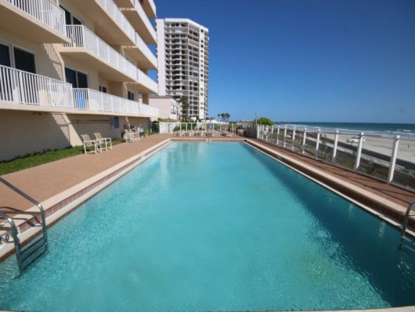 New Smyrna Beach Condo 978582